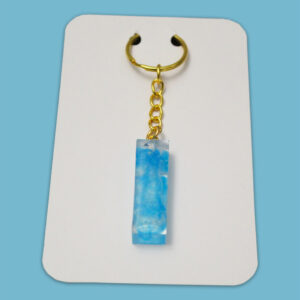 Sky-looking letter I keychain